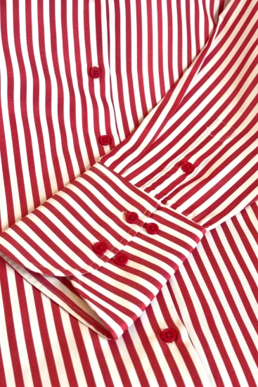 Female Red With White Stripe